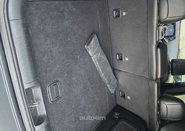 Jeep Cherokee 2020 — photo 11