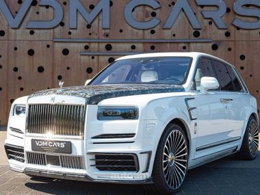 Rolls Royce Cullinan  2019 