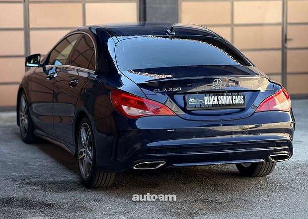 Mercedes-Benz CLA 250