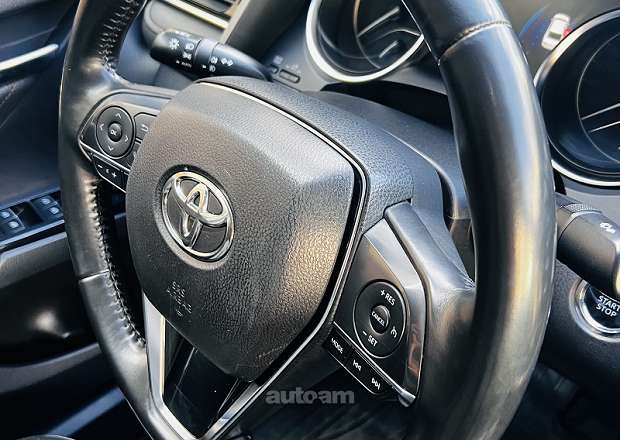 Toyota Camry 2018 — լուսանկար 10
