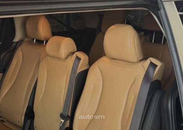 Kia Carnival 2023 — լուսանկար 10