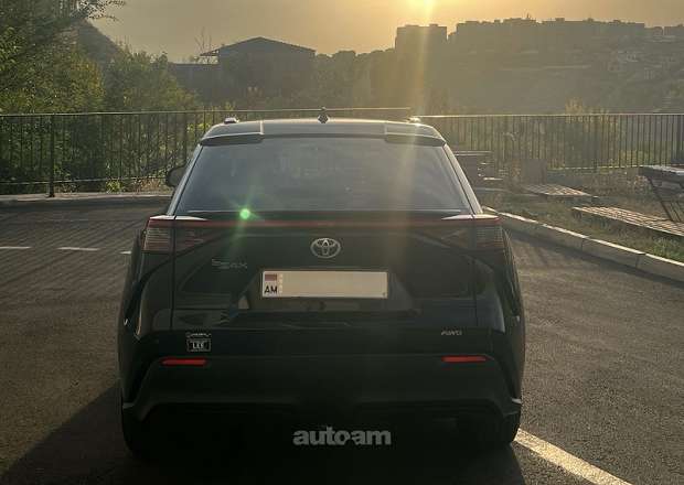 Toyota Bz4X 2024 — լուսանկար 4