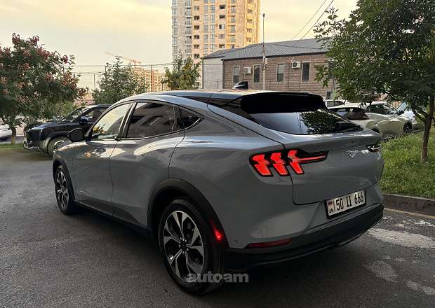 Ford Mach-e 2024 — լուսանկար 3