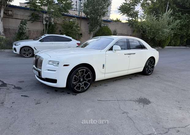 Rolls Royce Ghost 2015 — լուսանկար 2