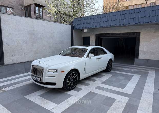 Rolls Royce Ghost 2015 — լուսանկար 5