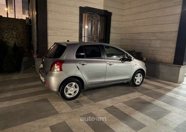 Toyota Vitz 2006 — լուսանկար 3