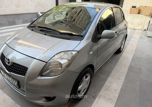 Toyota Vitz 2006 — լուսանկար 1