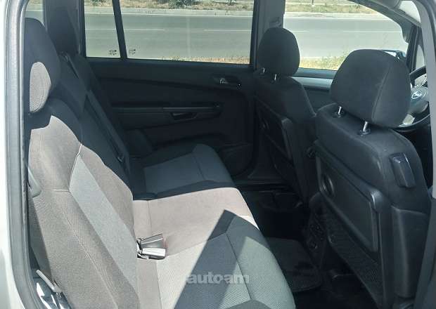 Opel Zafira 2005 — photo 8