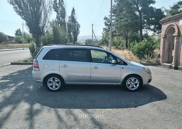 Opel Zafira 2005 — photo 4