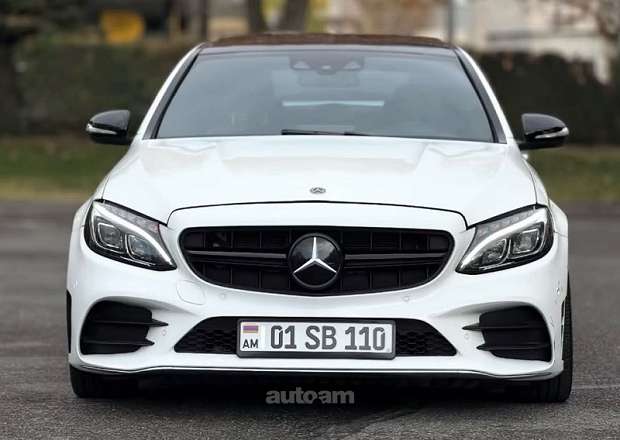 Mercedes-Benz C 43 AMG 2017 — լուսանկար 1