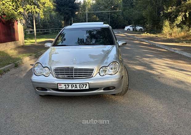Mercedes-Benz C 240 2002 — լուսանկար 5