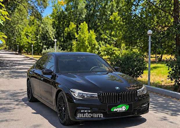 BMW 740