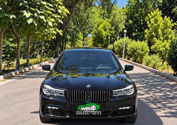 BMW 740