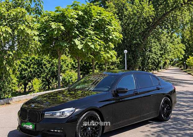 BMW 740