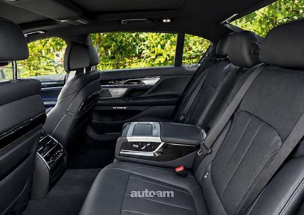 BMW 740
