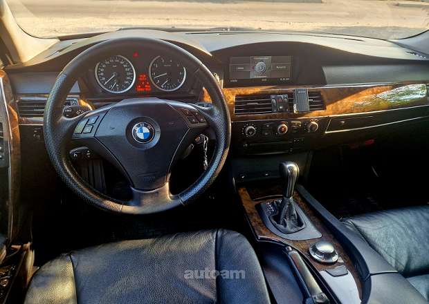 BMW 525 2004 — photo 5