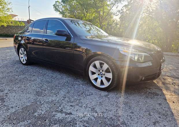 BMW 525 2004 — photo 3