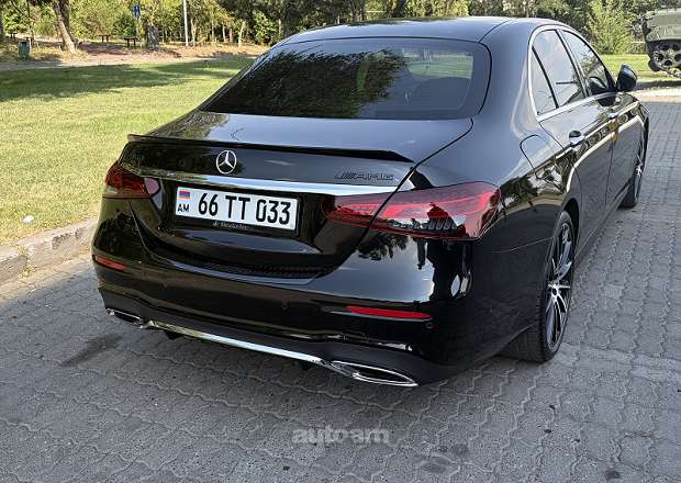 Mercedes-Benz E 350 2020 — լուսանկար 12