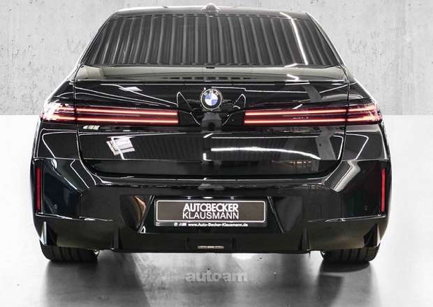 BMW 740