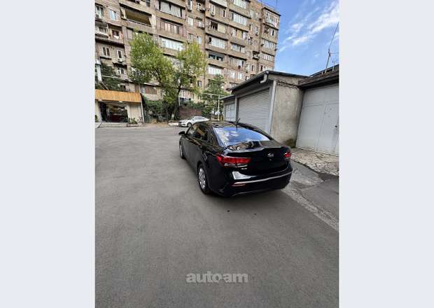 Kia Rio 2021 — լուսանկար 4