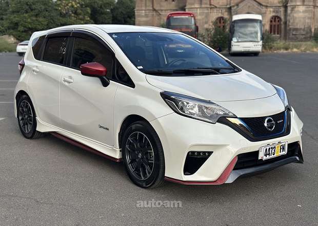 Nissan Note 2017 — լուսանկար 2