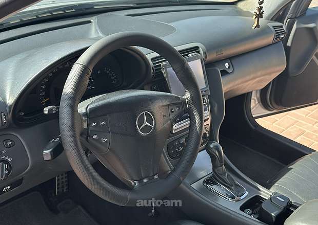 Mercedes-Benz C 240 2003 — լուսանկար 8