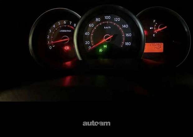 Nissan Tiida 2007 — լուսանկար 11