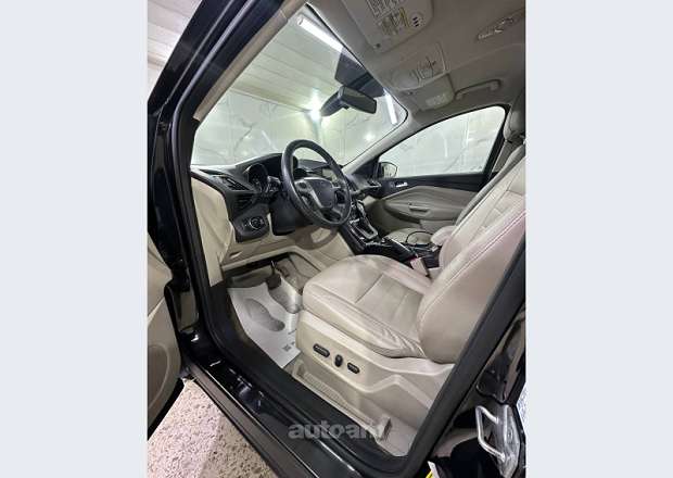 Ford Escape 2013 — լուսանկար 2