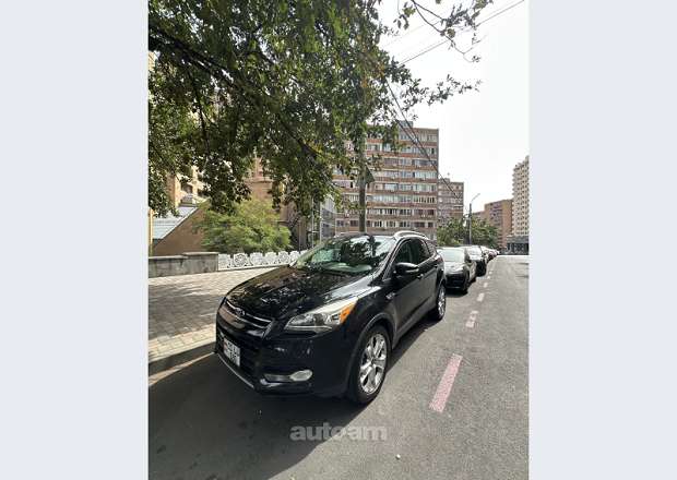 Ford Escape 2013 — լուսանկար 1