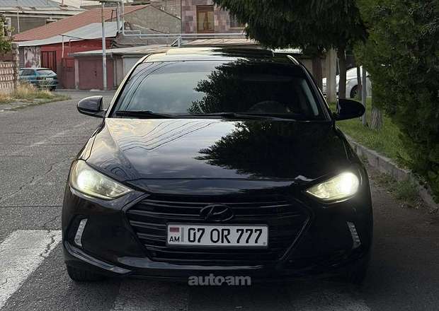 Hyundai Elantra 2017 — լուսանկար 4