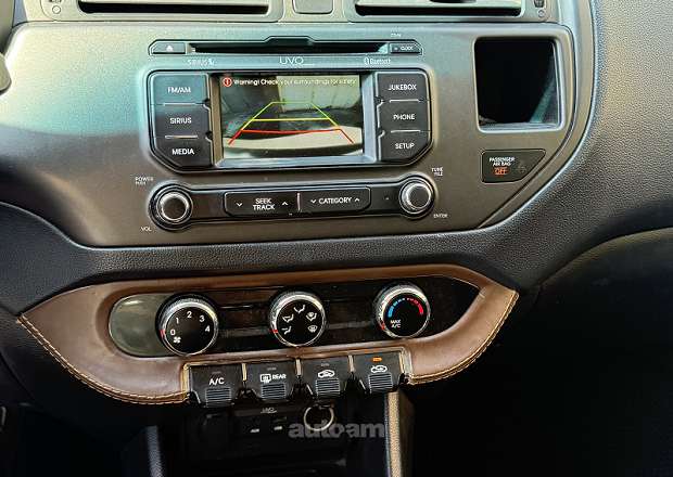 Kia Rio 2013 — լուսանկար 4
