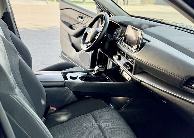 Nissan Rogue 2024 — photo 12