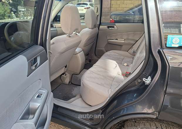 Subaru Forester 2010 — լուսանկար 7