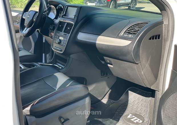 Dodge Grand Caravan 2018 — լուսանկար 12