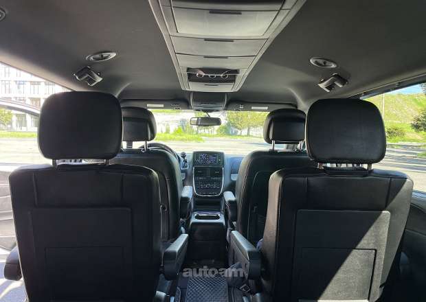 Dodge Grand Caravan 2018 — լուսանկար 9