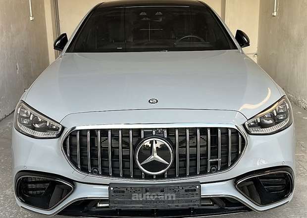 Mercedes-Benz S 63 AMG