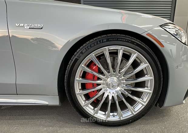 Mercedes-Benz S 63 AMG