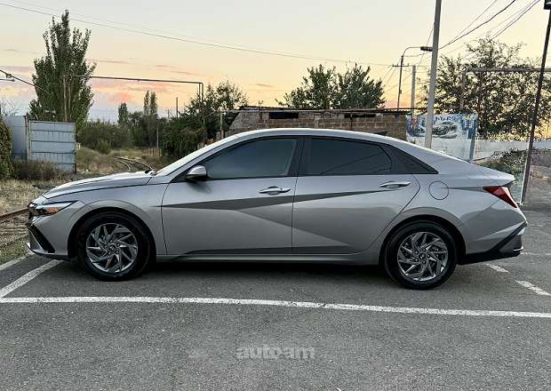Hyundai Elantra 2024 — լուսանկար 7