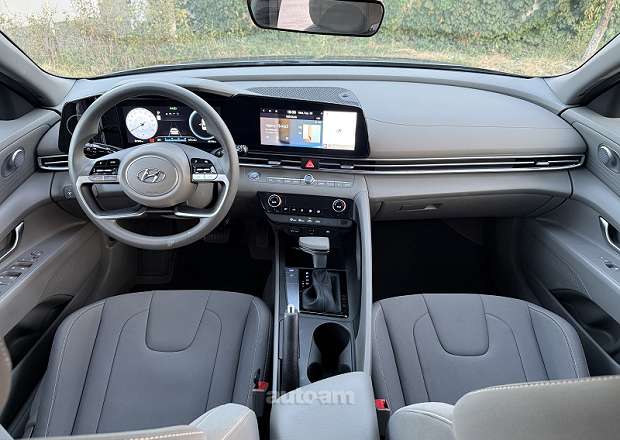 Hyundai Elantra 2024 — լուսանկար 9