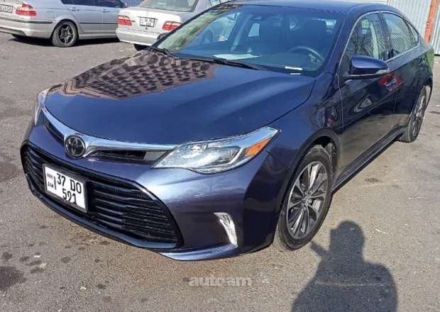 Toyota Avalon 2017 — լուսանկար 1