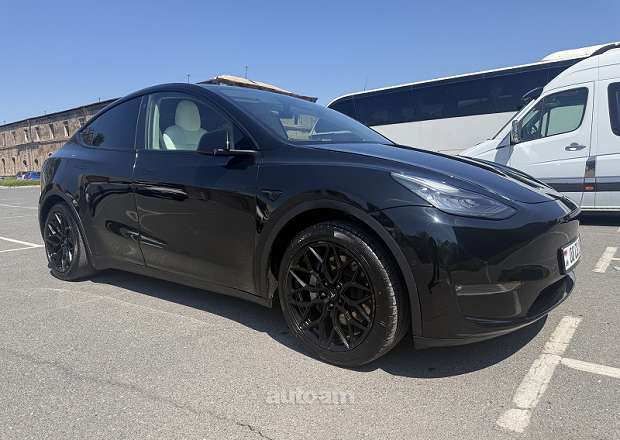 Tesla Model Y 2021 — լուսանկար 1