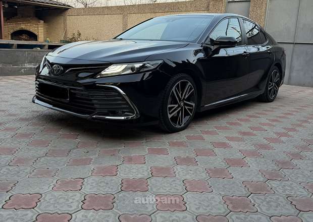 Toyota Camry 2019 — լուսանկար 4