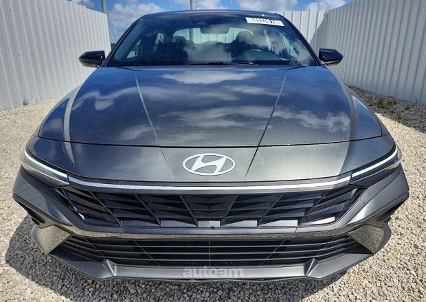 Hyundai Elantra 2026 — լուսանկար 2