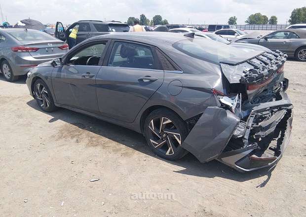 Hyundai Elantra 2024 — լուսանկար 7
