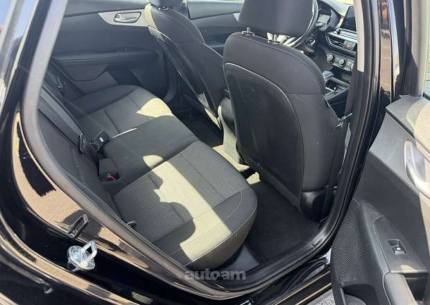 Kia Forte 2022 — фото 10