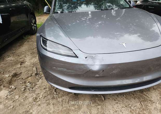 Tesla Model 3 2025 — լուսանկար 13