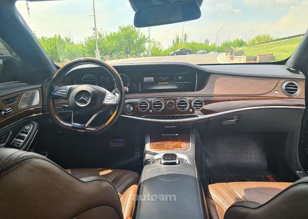 Mercedes-Benz S 63 AMG