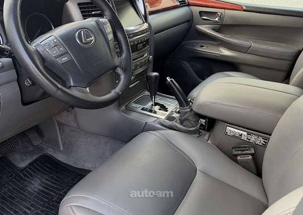 Lexus LX 570 2008 — լուսանկար 9