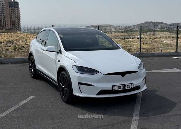 Tesla Model X 2022 — լուսանկար 1
