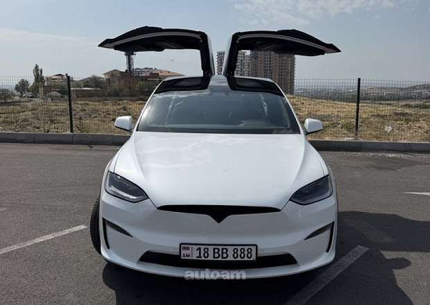 Tesla Model X 2022 — լուսանկար 3